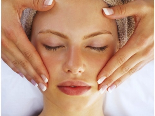 Bài tập căng da mặt giúp bạn có làn da căng mịn